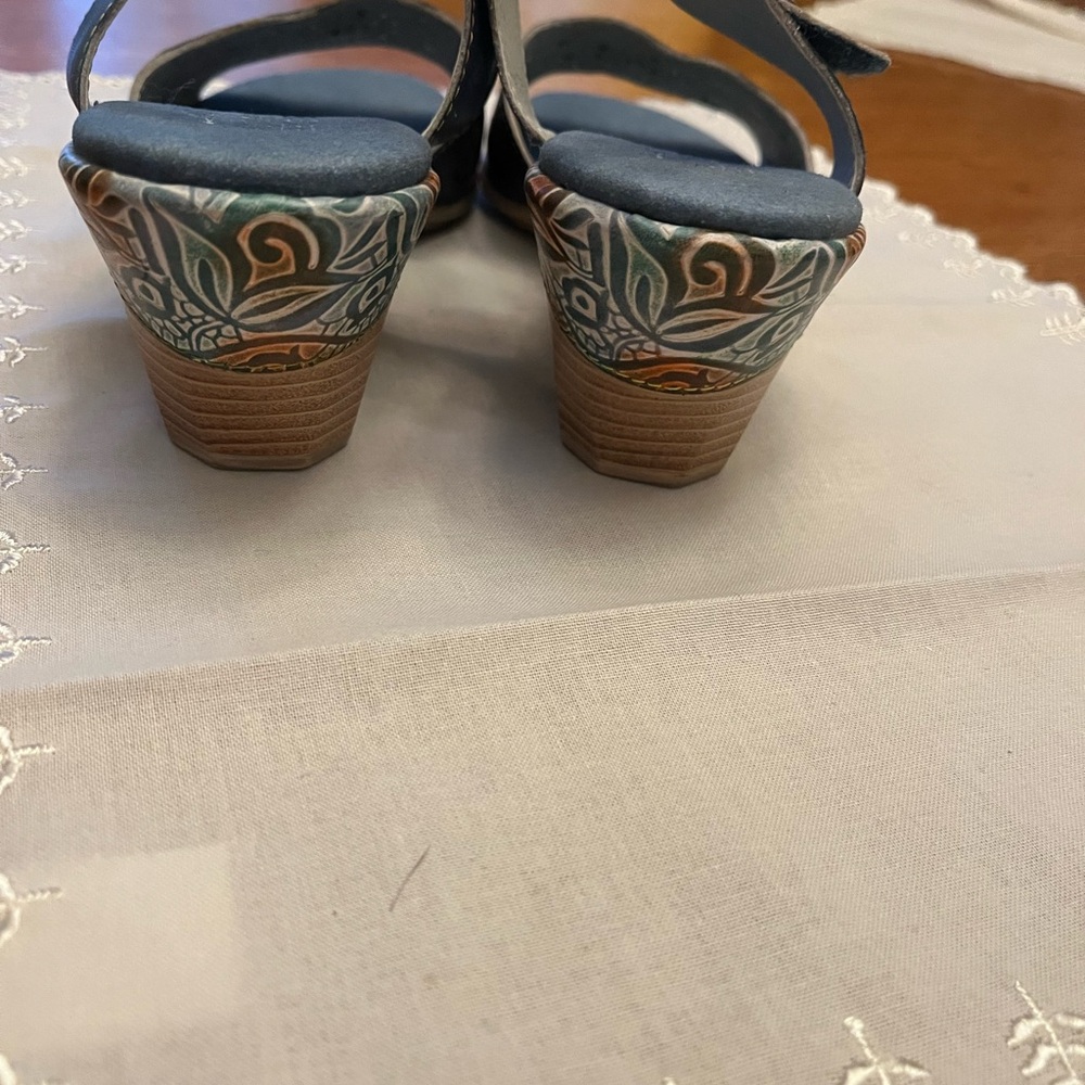 L ‘ Artiste Women’s Sling back Sandals - Picture 9 of 10